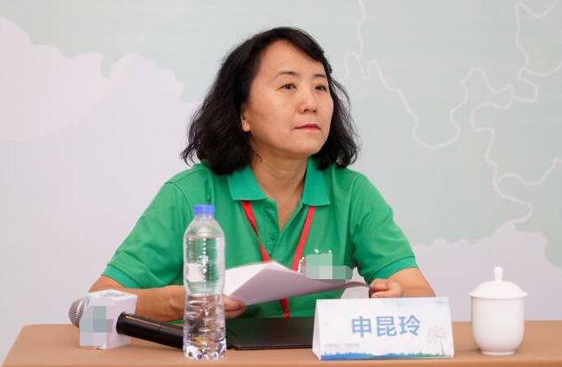 申昆玲
